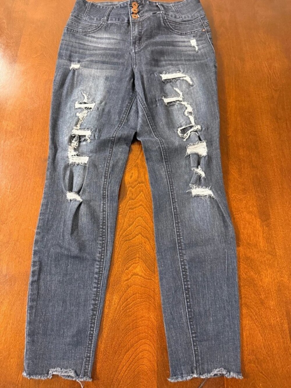 No Boundaries High Rise Sculpting Skinny Jeans juniors 11 black distressed
